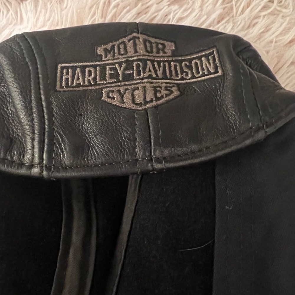 Motorcycle hat - Picture 2 of 2